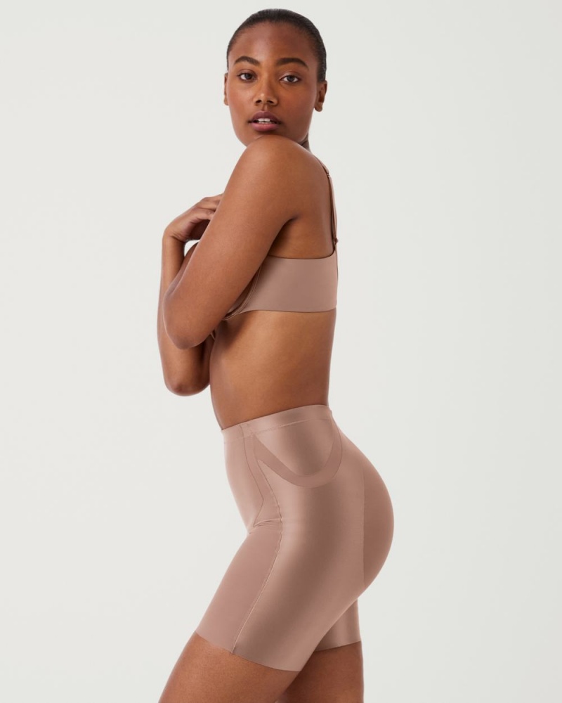 Spanx Booty-Lifting Mid-Thigh Shorts Cafe Au Lait | 61052-AFLX