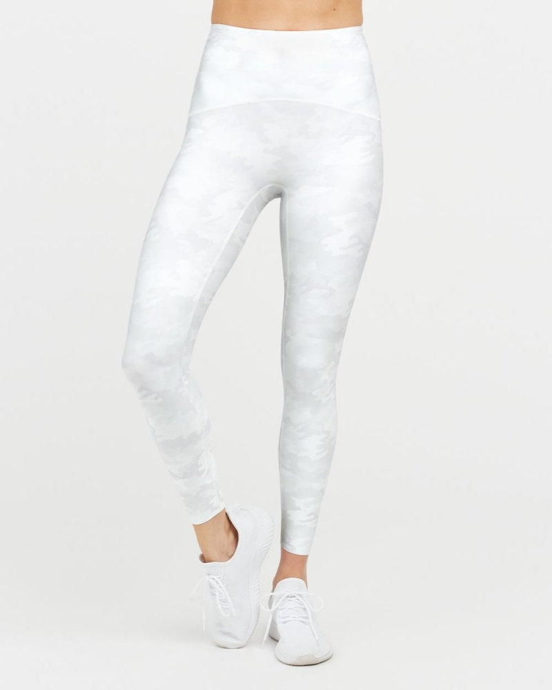 Spanx Booty Boost® Active Camo 7/8 Leggings White Camo | 95280-FMTI