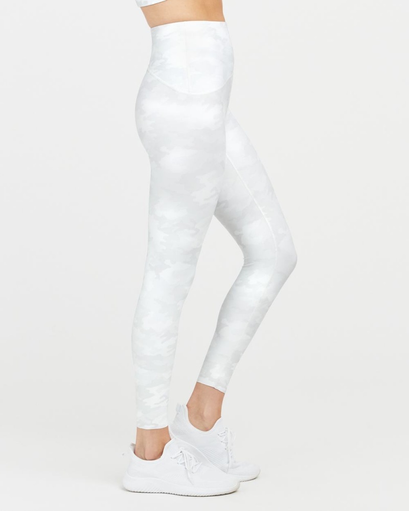 Spanx Booty Boost® Active Camo 7/8 Leggings White Camo | 95280-FMTI