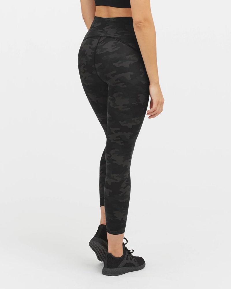 Spanx Booty Boost® Active Camo 7/8 Leggings Black Camo | 35781-IPFC