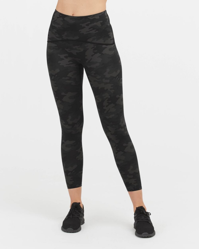 Spanx Booty Boost® Active Camo 7/8 Leggings Black Camo | 35781-IPFC