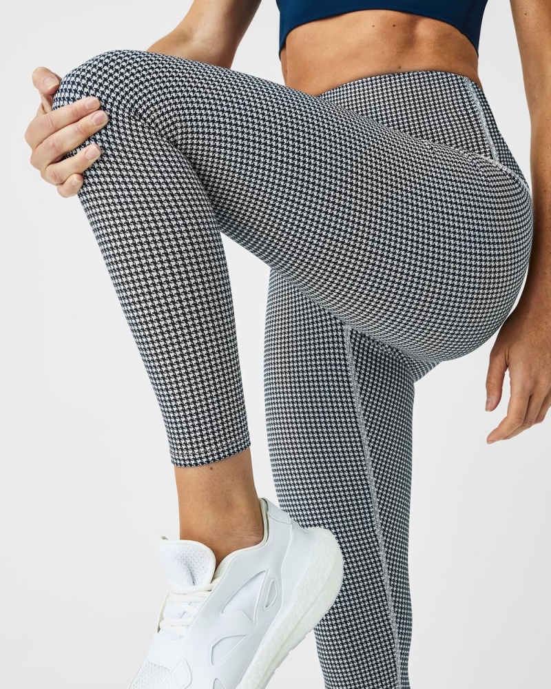 Spanx Booty Boost® Active Houndstooth 7/8 Leggings Houndstooth Offwhite | 90768-STUI