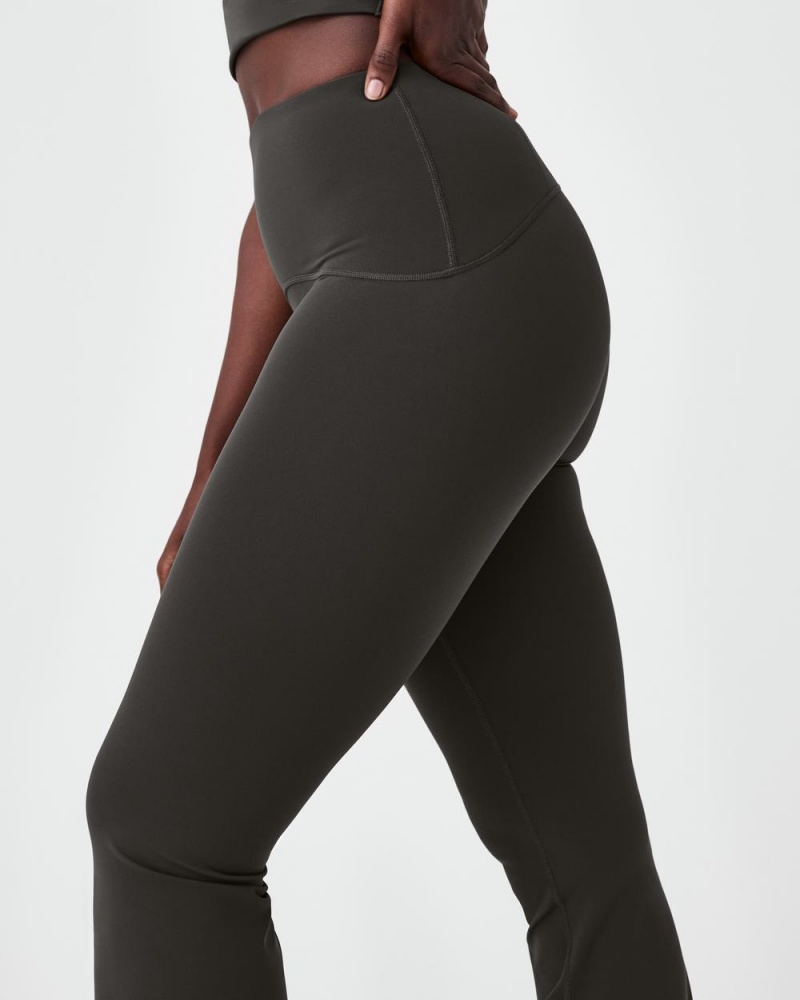 Spanx Booty Boost® Flare Yoga Leggings Olive | 20615-NHYB