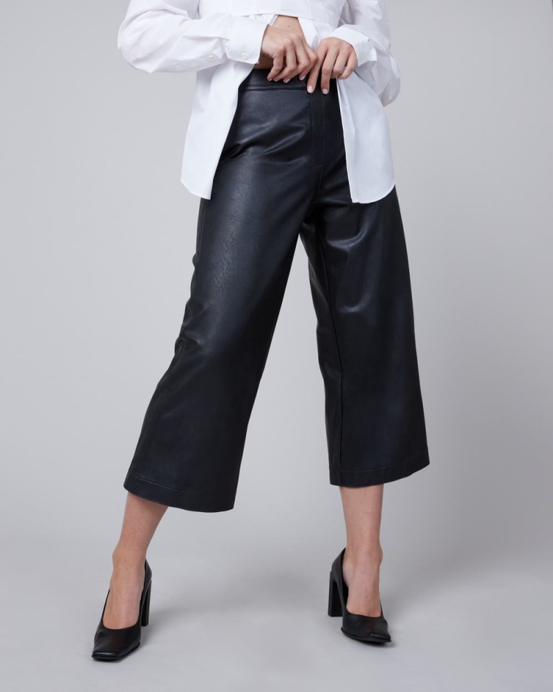 Spanx Leather-Like Culottes Pants Black | 97214-MYDS