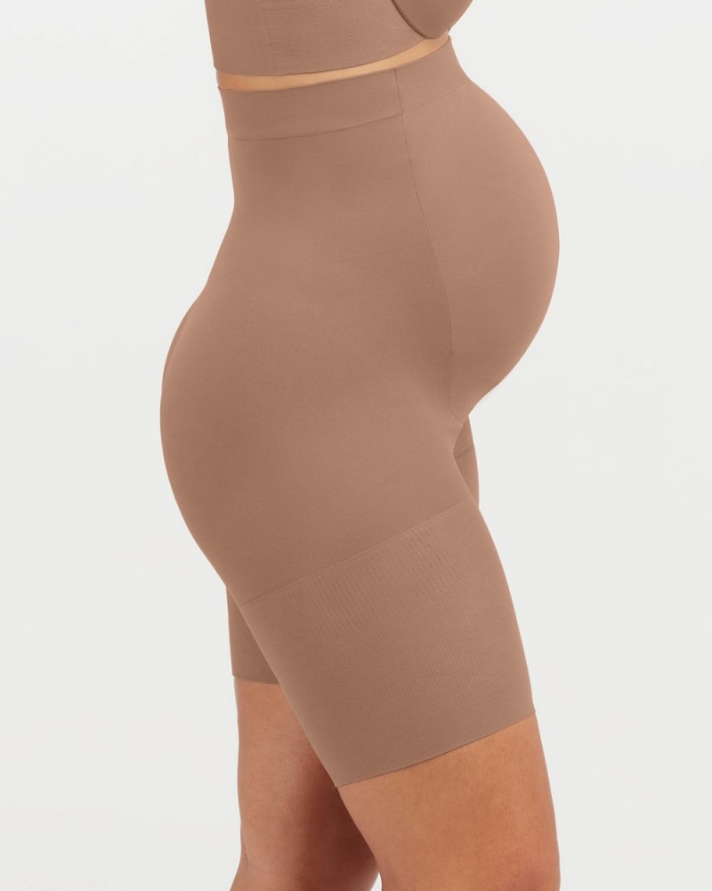 Spanx Mama Shorts Cafe Au Lait | 73564-RTGF