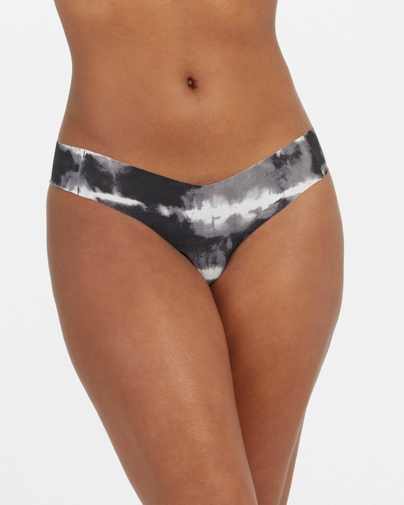 Spanx Under Statements® Thong Black/White | 97042-RGQX