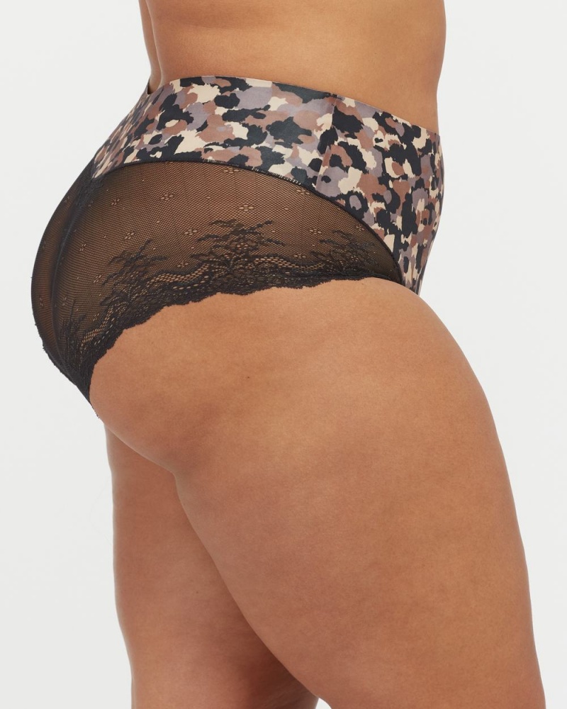 Spanx Undie-tectable® Lace Hi-Hipster Panties Brushed Collage Neutral | 21479-IFEA